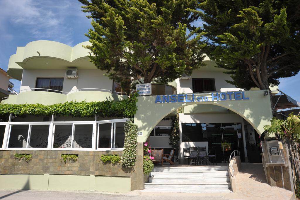 Anseli Hotel クレマスティ エクステリア 写真